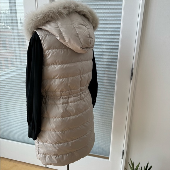 Linda Richards Vest - Picture 8 of 14